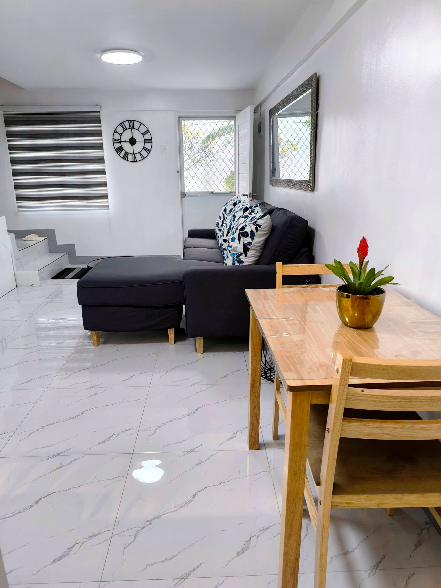 The Happy Place, Lipa  — Transient House Photo 3